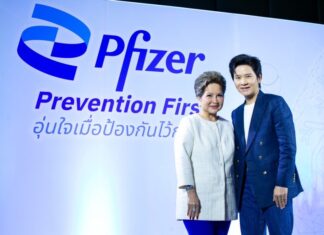 โต๋ ควงแม่โอ๋ ชวนผู้สูงวัยรับวัคซีนป้องกันโรคทางเดินหายใจ