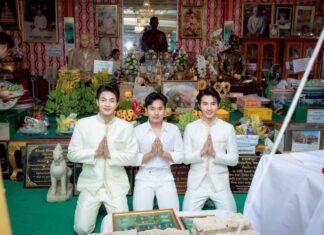 “โน้ต-ชิสนุ” แท็กมือ “เล้งแสตมป์” ร่วมพิธีพุทธาภิเษก “คุณแม่บุญเรือน” ณ วัดอาวุธวิกสิตาราม