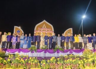 “รมว.ซาบีดา” เปิดงานไหลเรือไฟโบราณสักการะบูชาพระธาตุพนม ปล่อยกระทงสาย – เรือไฟโบราณ เชื่อมสัมพันธ์สองฝั่งโขงไทย – สปป.ลาว