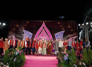 ไอคอนสยามตอกย้ำความเป็น “Global Hub of Culture” กับความสำเร็จของเทศกาลดิวาลีสุดยิ่งใหญ่ “AMAZING THAILAND GRAND DIWALI FESTIVAL 2025”