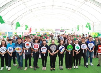 เกษตรกรชัยนาทเฮ! พาณิชย์ยกขบวนปุ๋ย-ยาราคาพิเศษ ขานรับ Quick Big Win ลดต้นทุนผลิตพืชเต็มพิกัด