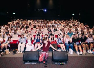 มวลความสุขล้น! “เอิร์ธ-กัษมนณัฏฐ์” จัดแฟนไซน์เดี่ยวครั้งแรก “111 COOHEART 1st FANSIGN” แฟนไทย-อินเตอร์ร่วมงานแน่นฮอลล์